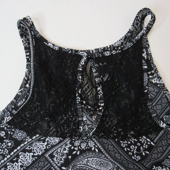 IZ Byer Women Sleeveless Top Blouse With Lace & Split Sides Keyhole Back Size S - Picture 4 of 9
